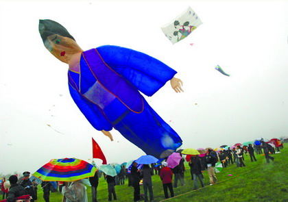 潍坊风筝甲天下-18.jpg