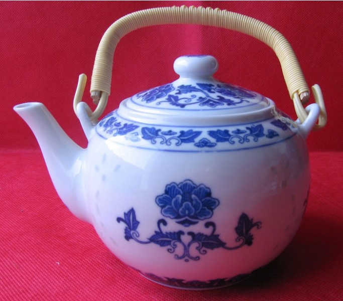 景德镇青花玲珑瓷器-1.jpg