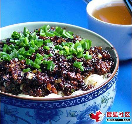 【一席一菜观】炸酱面.jpg