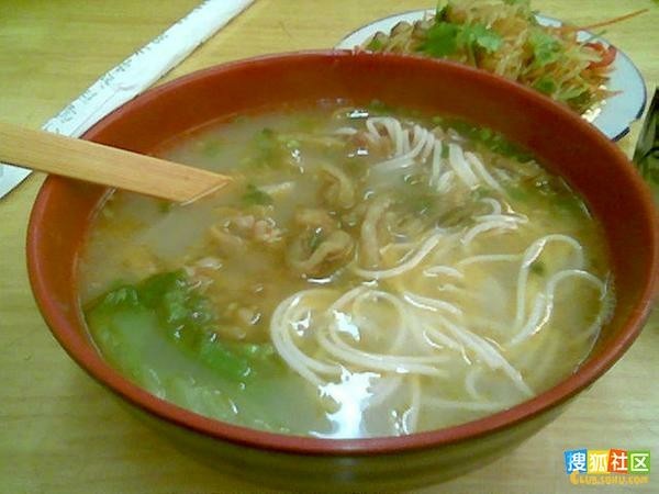 【一席一菜观】榨菜肉丝面.jpg