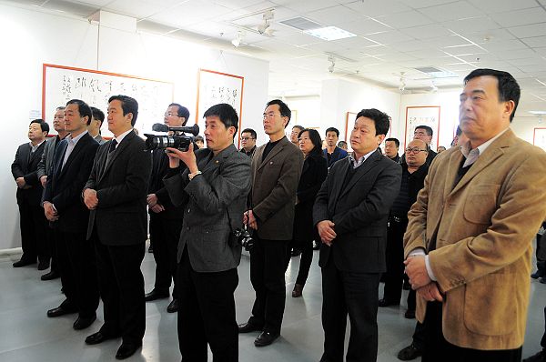 2013年3月18日，全国书法名家邀请展亮相首届鲁义姑孝义文化节 开展仪式现场。 (21).jpg