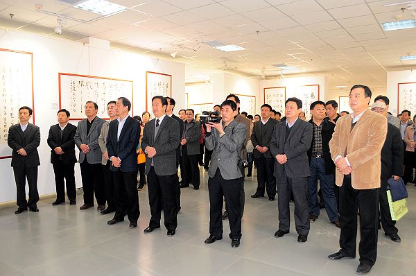 2013年3月18日，全国书法名家邀请展亮相首届鲁义姑孝义文化节 开展仪式现场。 (22).jpg
