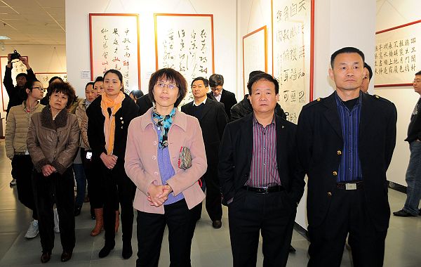 2013年3月18日，全国书法名家邀请展亮相首届鲁义姑孝义文化节 开展仪式现场。 (23).jpg