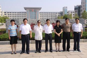u=35131152,2706946846&fm=23&gp=0.jpg
