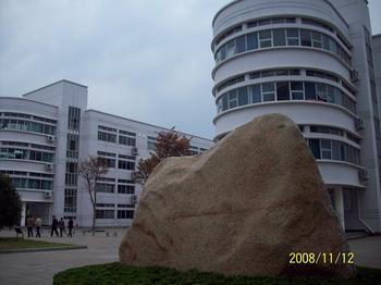 u=323850986,4060861676&fm=23&gp=0.jpg