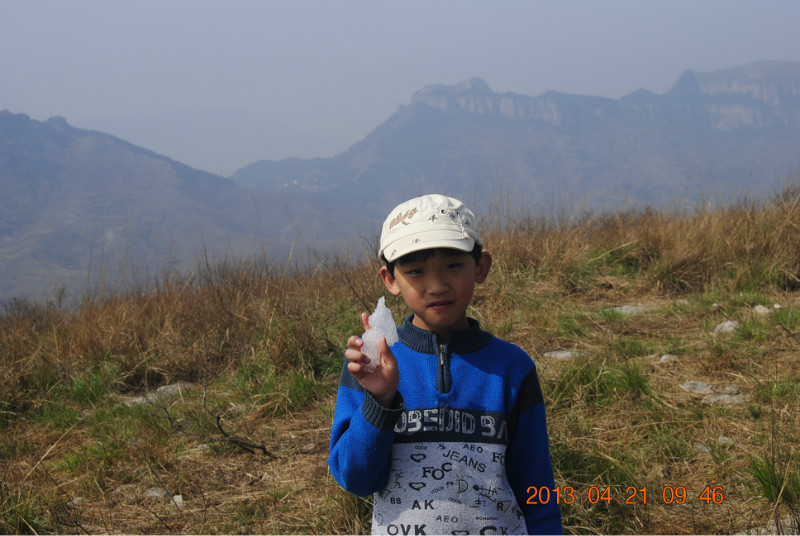 203859lzzby2yy681418fx.jpg