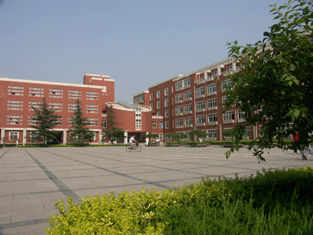 gaozhongjiaoxuelou.gif