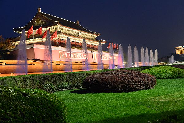 天安门夜景（聊城宋焕杰摄影作品）
