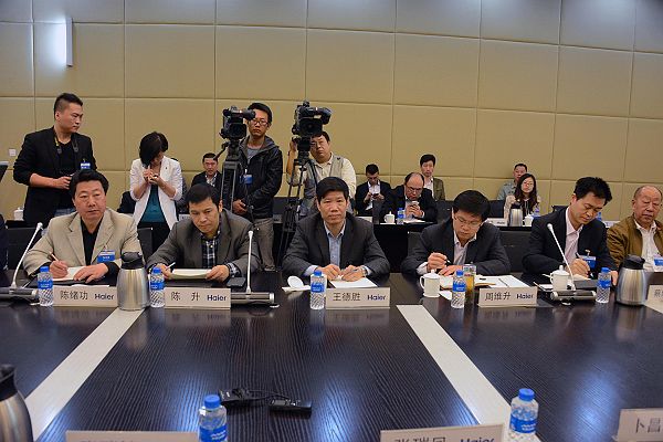 2014年4月24日，山东省企业文化学会会长办公会在青岛海尔集团公司召开
