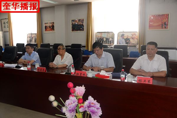 2014年8月28日，茌平县小杨屯村党员民主生活会在村文化楼召开。