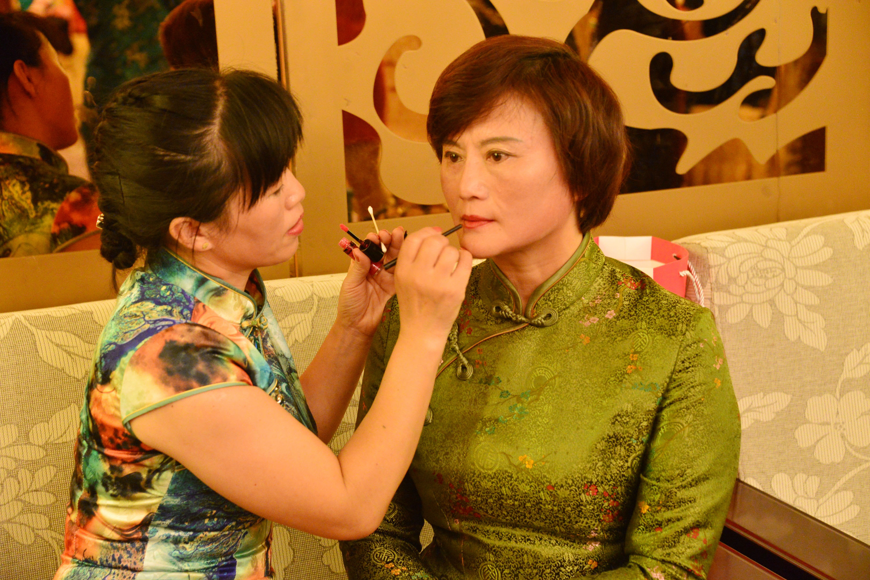 聊城女友旗袍俱乐部