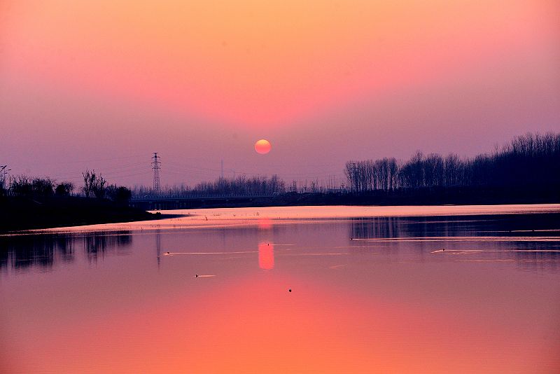 山东聊城：夕阳相约徒骇河