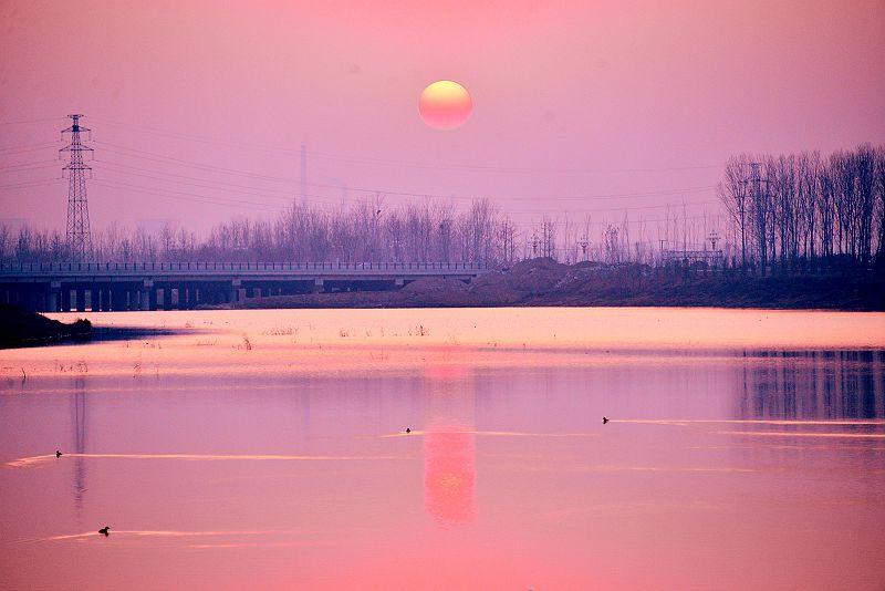 山东聊城：夕阳相约徒骇河