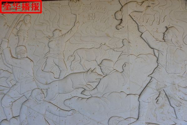 山东：国家公祭日山东孟尝君酒业向6.27惨案纪念园敬献花圈