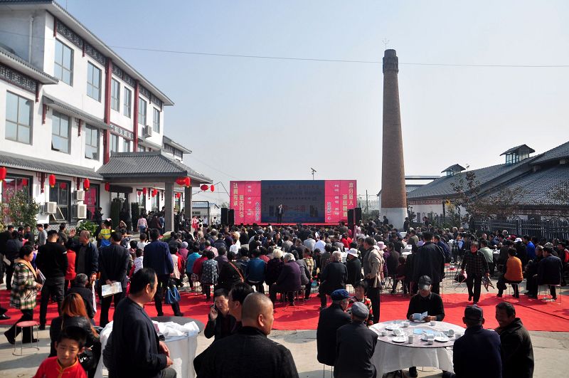 2017年10月28日，山东醉一斗酒业第六届酒文化节现场。 (2).jpg