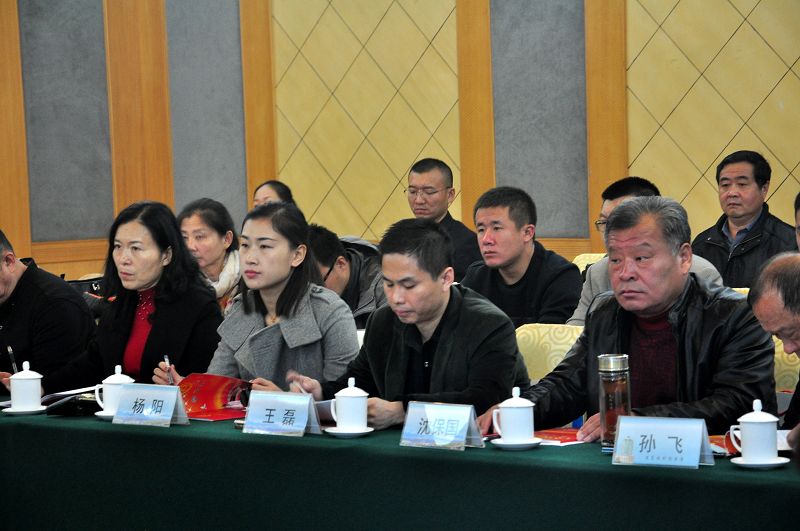 2017年11月8日，山东省聊城市中华职业教育社集中学习党的十九大报告精神会议现场。 (1).JPG