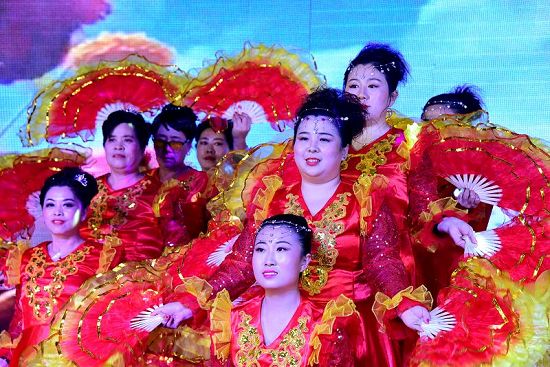 2017年12月29日，山东省茌平县振兴街道迎新年文艺演出现场 。 (23).JPG