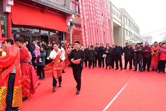 2018年1月2日，总投资1000多万元的茌平党氏红木（枣木）家具城开业庆典现场 。 (90).jpg