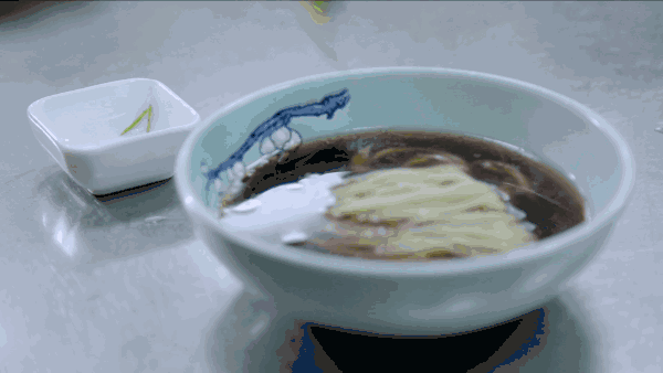 E7227BA9-FE1C-430E-8DFE-9A3EA28AABEF.gif