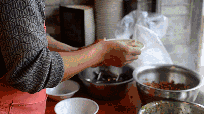E8645F3B-25EA-4D02-8F7A-5FE476FD2CE1.gif