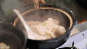 11BD7985-EFBF-476A-8376-169728F1B0D8.gif