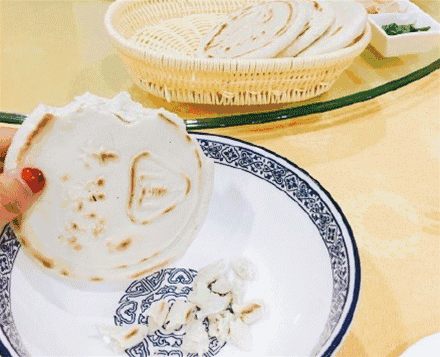 A8893A84-91B7-4A32-906A-DDD26B8D9E6B.gif