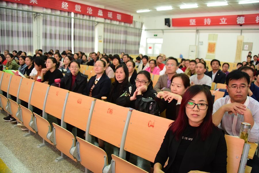 山东茌平：500余名教师接受语言艺术培训。 (12).JPG