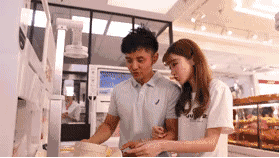 54196575-2168-4FA8-A6BB-9492192E340E.gif