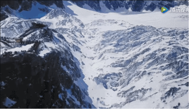 FB5C1748-0D9B-477A-B179-D94673F82F5A.gif