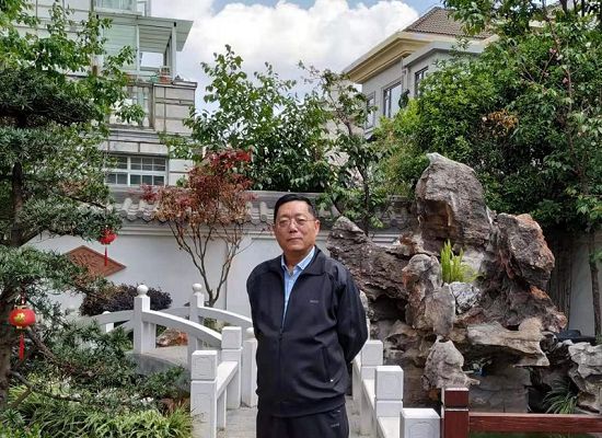 　　　原沈阳军区司令部参谋、南京陆军指挥学院学员、区队长，沈阳军区司令部情报处处长高建明同志。