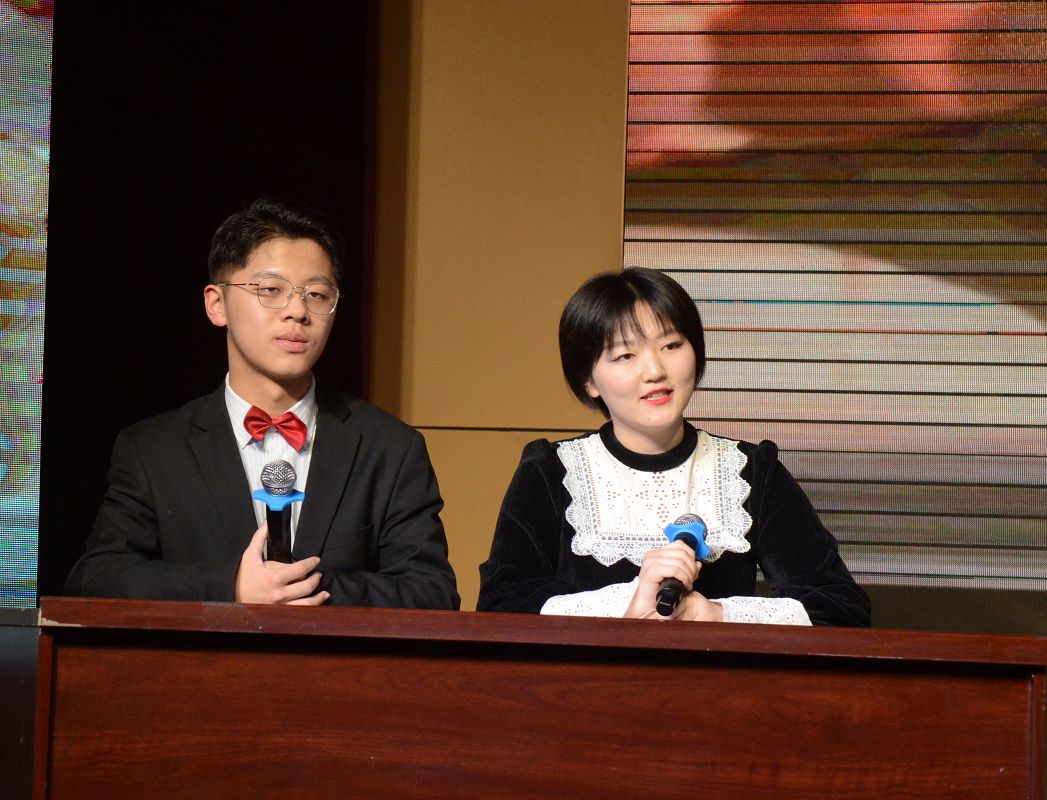 2020年12月31日， 茌平区茌平一中庆祝2021年元旦文艺汇演现场。 (51).JPG